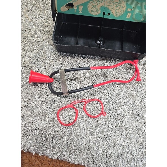 Vintage Transogram Doctor Nurse Medical Play Set Stethoscope Medicine Chest - Picture 10 of 16